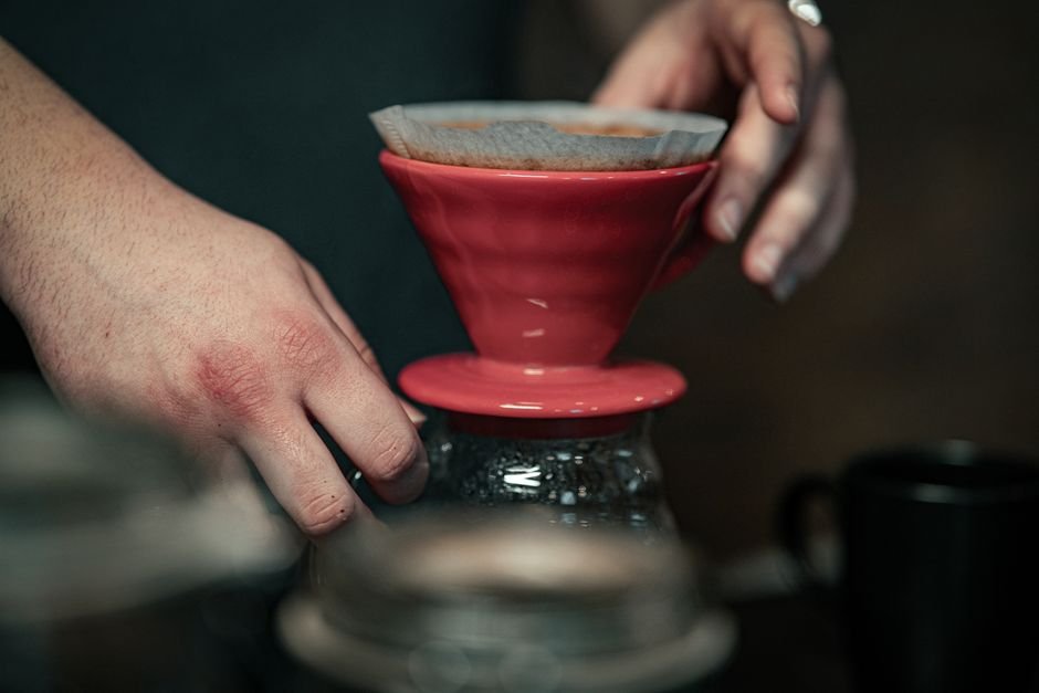 Cafec V60 漂白濾紙 100入實測 — 日本製平價手沖耗材選擇